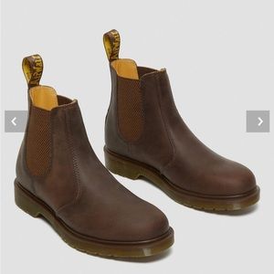 Dr. Marten 2976 Crazy Horse Brown Leather Chelsea Boots